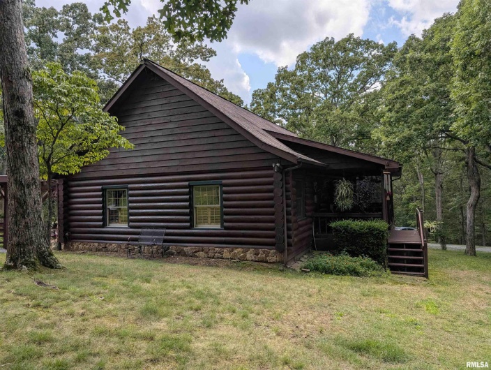 1400 Womble Road, Harrisburg, Illinois 62946, 3 Bedrooms Bedrooms, 0 ,2 BathroomsBathrooms,Residential,For Sale,Womble,0,RMAQC4266197