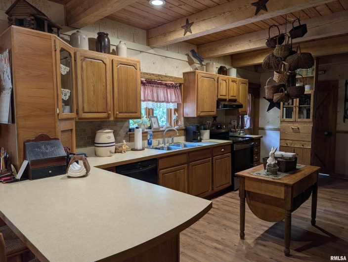 1400 Womble Road, Harrisburg, Illinois 62946, 3 Bedrooms Bedrooms, 0 ,2 BathroomsBathrooms,Residential,For Sale,Womble,0,RMAQC4266197