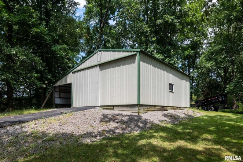 2845 Egyptian Hills Drive, Creal Springs, Illinois 62922, 2 Bedrooms Bedrooms, 0 ,1 BathroomBathrooms,Residential,For Sale,Egyptian Hills,0,RMAQC4266205