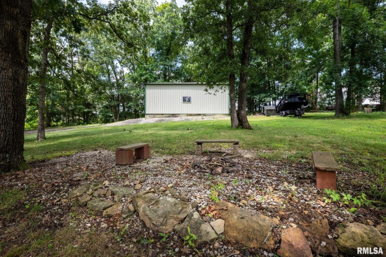 2845 Egyptian Hills Drive, Creal Springs, Illinois 62922, 2 Bedrooms Bedrooms, 0 ,1 BathroomBathrooms,Residential,For Sale,Egyptian Hills,0,RMAQC4266205