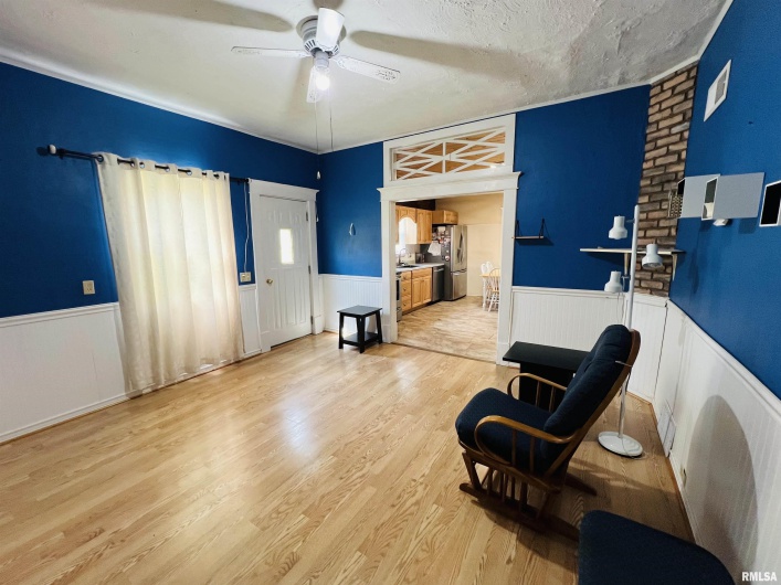 2301 MAIN Street, Eldorado, Illinois 62930, 2 Bedrooms Bedrooms, 0 ,1 BathroomBathrooms,Residential,For Sale,MAIN,0,RMAEB459195