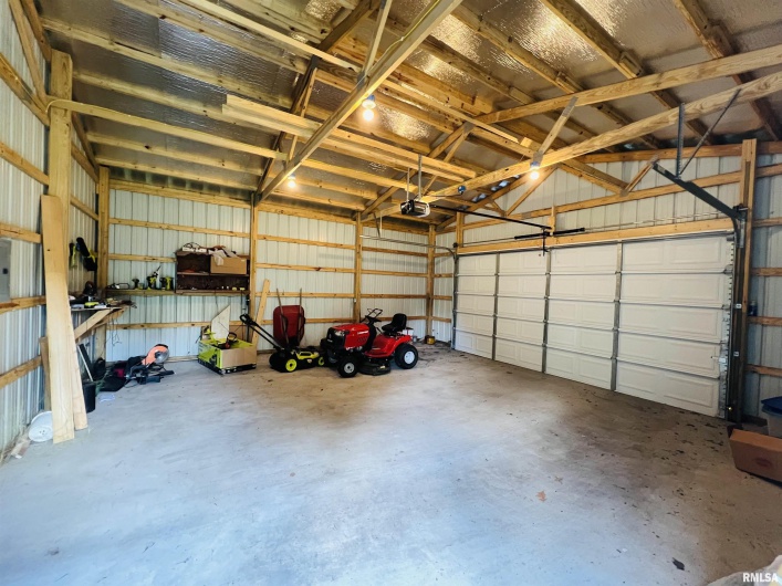 2301 MAIN Street, Eldorado, Illinois 62930, 2 Bedrooms Bedrooms, 0 ,1 BathroomBathrooms,Residential,For Sale,MAIN,0,RMAEB459195