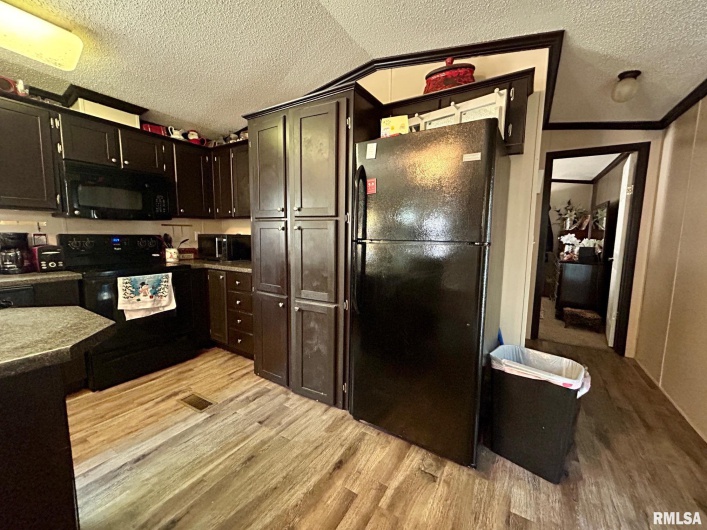 501 GRANT Avenue, Dowell, Illinois 62927, 3 Bedrooms Bedrooms, 0 ,2 BathroomsBathrooms,Residential,For Sale,GRANT,0,RMAEB459197