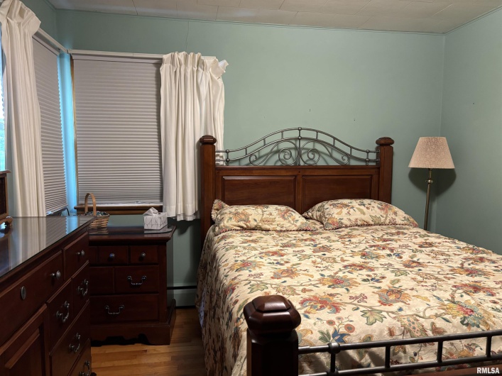1355 Old Hwy 51 Highway, Anna, Illinois 62906, 3 Bedrooms Bedrooms, 0 ,1 BathroomBathrooms,Residential,For Sale,Old Hwy 51,0,RMAEB459200