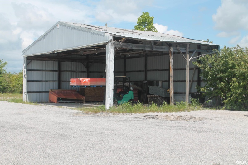 325 Industrial Park Road, Carbondale, Illinois 62901, 0 , 0 ,0,Commercial Sale,For Sale,Industrial Park,0,RMAEB459201