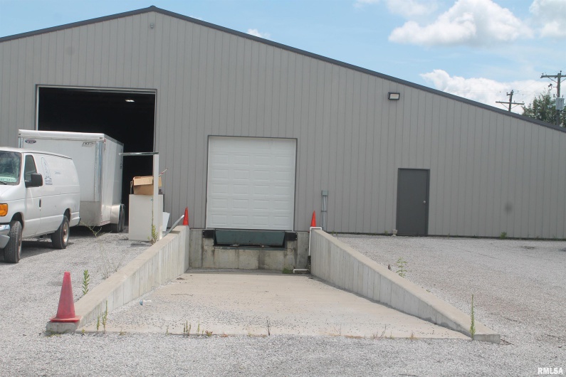 325 Industrial Park Road, Carbondale, Illinois 62901, 0 , 0 ,0,Commercial Sale,For Sale,Industrial Park,0,RMAEB459201
