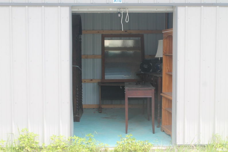 325 Industrial Park Road, Carbondale, Illinois 62901, 0 , 0 ,0,Commercial Sale,For Sale,Industrial Park,0,RMAEB459201