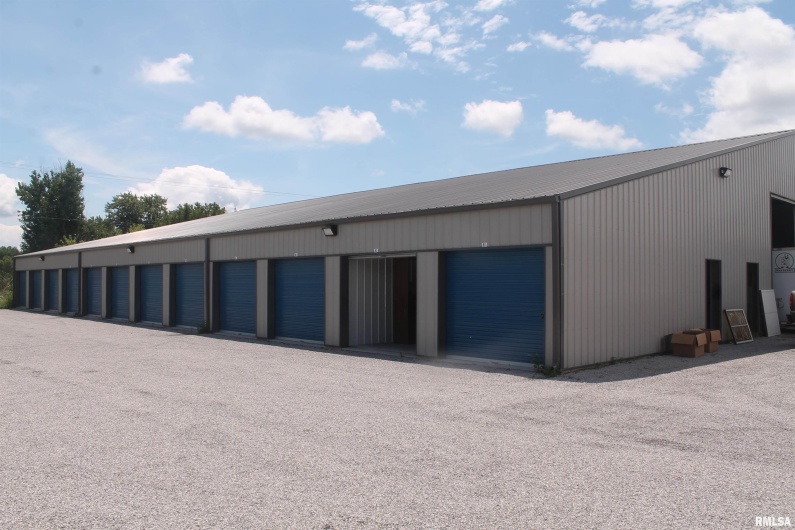 325 Industrial Park Road, Carbondale, Illinois 62901, 0 , 0 ,0,Commercial Sale,For Sale,Industrial Park,0,RMAEB459201