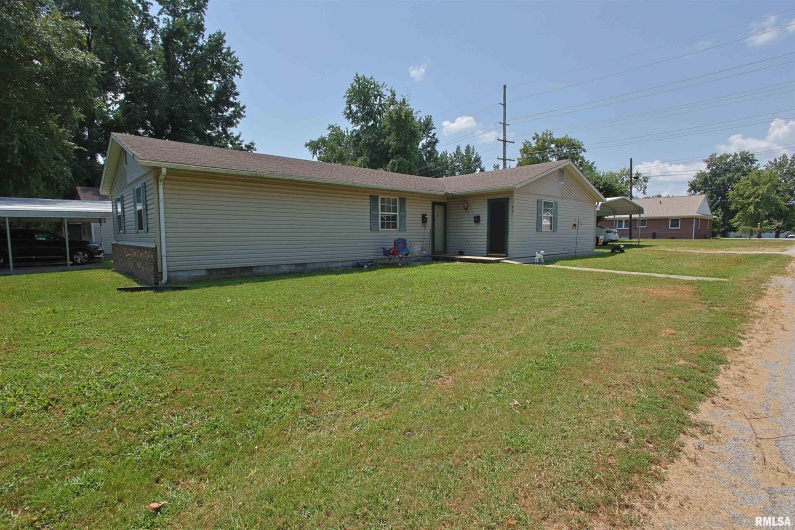 601/605 6TH Street, Herrin, Illinois 62948, 0 , 0 ,0,Residential Income,For Sale,6TH,0,RMAEB459202