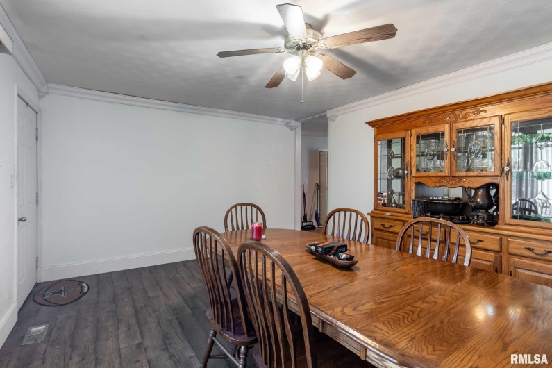 514 SMITH Street, Galatia, Illinois 62935, 4 Bedrooms Bedrooms, 0 ,2 BathroomsBathrooms,Residential,For Sale,SMITH,0,RMAQC4266231