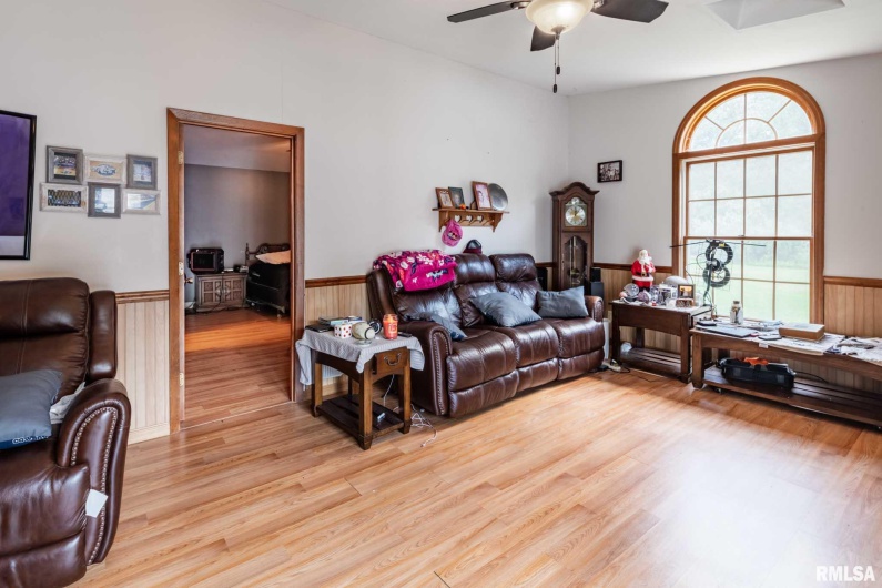 514 SMITH Street, Galatia, Illinois 62935, 4 Bedrooms Bedrooms, 0 ,2 BathroomsBathrooms,Residential,For Sale,SMITH,0,RMAQC4266231