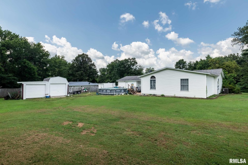 514 SMITH Street, Galatia, Illinois 62935, 4 Bedrooms Bedrooms, 0 ,2 BathroomsBathrooms,Residential,For Sale,SMITH,0,RMAQC4266231