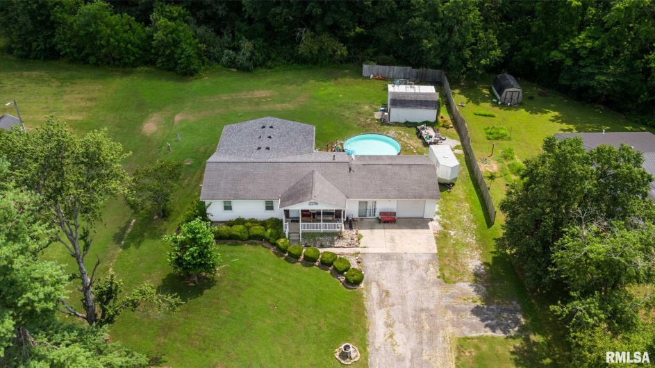 514 SMITH Street, Galatia, Illinois 62935, 4 Bedrooms Bedrooms, 0 ,2 BathroomsBathrooms,Residential,For Sale,SMITH,0,RMAQC4266231