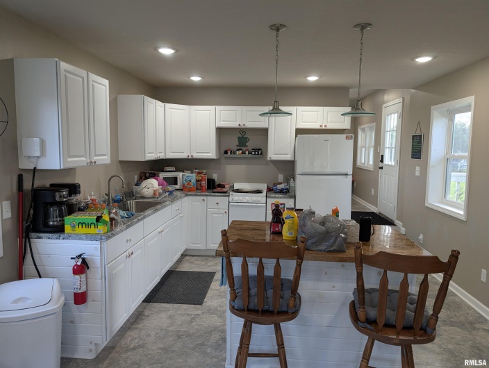 784 Eddyville Road, Eddyville, Illinois 62928, 1 Bedroom Bedrooms, 0 ,1 BathroomBathrooms,Residential,For Sale,Eddyville,0,RMAQC4266266