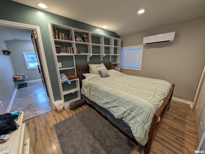 784 Eddyville Road, Eddyville, Illinois 62928, 1 Bedroom Bedrooms, 0 ,1 BathroomBathrooms,Residential,For Sale,Eddyville,0,RMAQC4266266