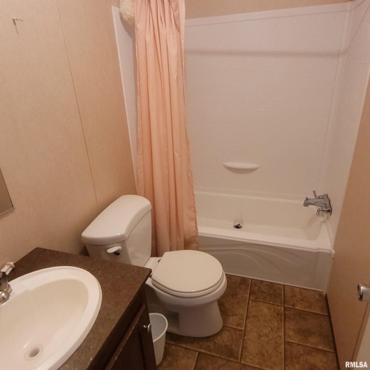 11375 US Hwy 45 N Highway, Ozark, Illinois 62972-0000, 3 Bedrooms Bedrooms, 0 ,2 BathroomsBathrooms,Residential,For Sale,US Hwy 45 N,0,RMAEB459143