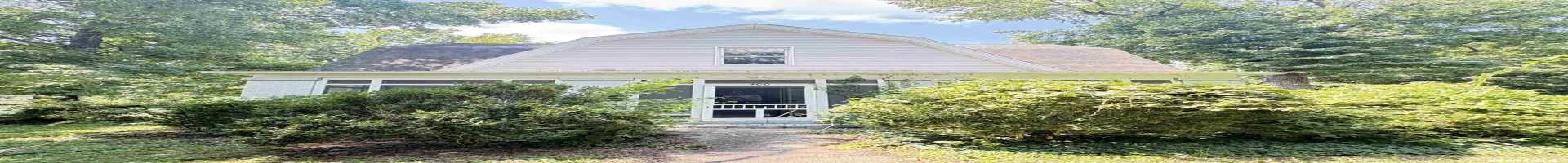 Residential For Sale 400 OAKLAND Avenue, Carbondale, Illinois 62901, 4 Bedrooms Bedrooms, 0 ,1 BathroomBathrooms,Residential,For Sale,OAKLAND,0,RMAEB459220