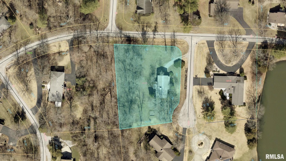 39 Butternut Hill Drive, Carbondale, Illinois 62903, 5 Bedrooms Bedrooms, 0 ,3 BathroomsBathrooms,Residential,For Sale,Butternut Hill,0,RMAEB459221