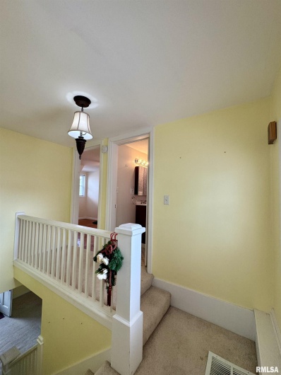 215 JACKSON Street, Harrisburg, Illinois 62946, 3 Bedrooms Bedrooms, 0 ,1 BathroomBathrooms,Residential,For Sale,JACKSON,0,RMAEB458799