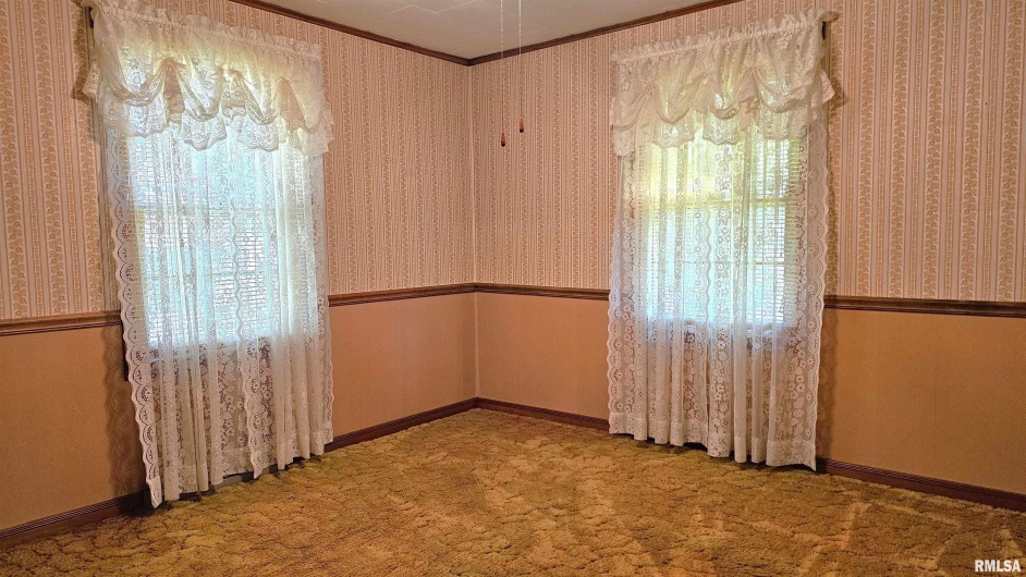 110 7TH Street, Johnston City, Illinois 62951, 2 Bedrooms Bedrooms, 0 ,1 BathroomBathrooms,Residential,For Sale,7TH,0,RMAEB459226