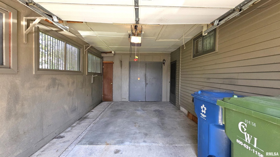 110 7TH Street, Johnston City, Illinois 62951, 2 Bedrooms Bedrooms, 0 ,1 BathroomBathrooms,Residential,For Sale,7TH,0,RMAEB459226