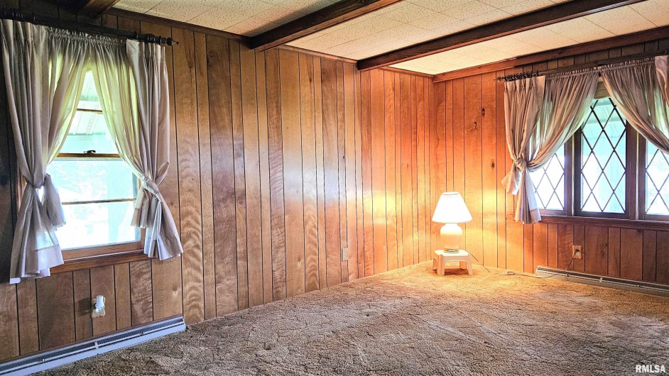110 7TH Street, Johnston City, Illinois 62951, 2 Bedrooms Bedrooms, 0 ,1 BathroomBathrooms,Residential,For Sale,7TH,0,RMAEB459226