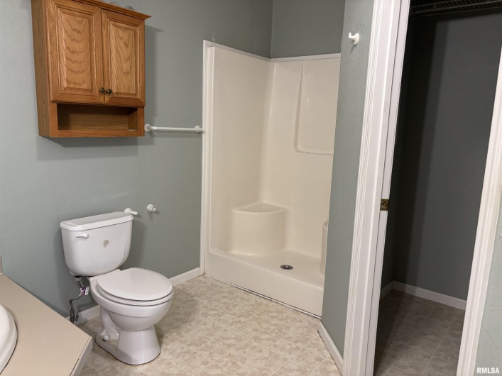 2545 Body Barn Road, Anna, Illinois 62906, 3 Bedrooms Bedrooms, 0 ,2 BathroomsBathrooms,Residential,For Sale,Body Barn,0,RMAEB459227