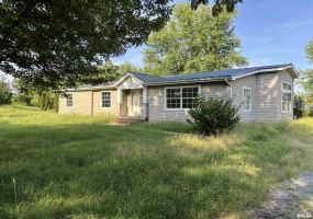 2545 Body Barn Road, Anna, Illinois 62906, 3 Bedrooms Bedrooms, 0 ,2 BathroomsBathrooms,Residential,For Sale,Body Barn,0,RMAEB459227