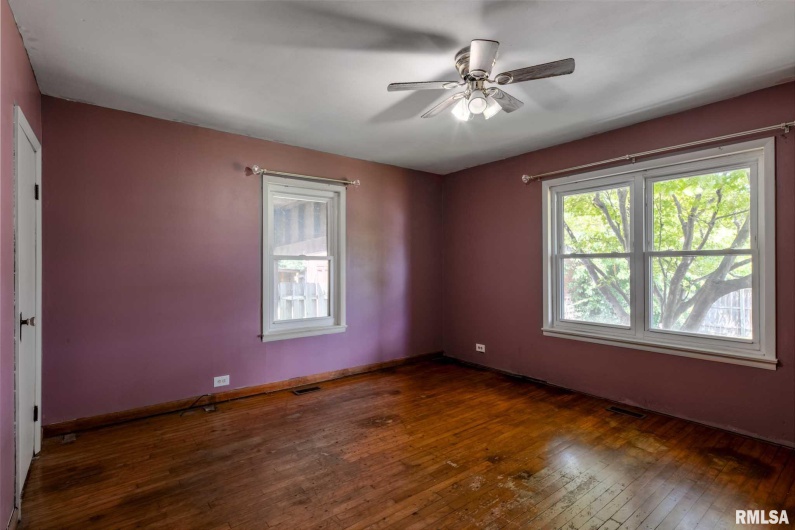 1205 Mayor Caliper Drive, Carterville, Illinois 62918, 3 Bedrooms Bedrooms, 0 ,2 BathroomsBathrooms,Residential,For Sale,Mayor Caliper,0,RMAQC4266291