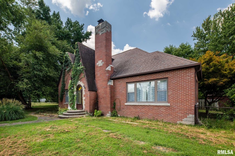 1205 Mayor Caliper Drive, Carterville, Illinois 62918, 3 Bedrooms Bedrooms, 0 ,2 BathroomsBathrooms,Residential,For Sale,Mayor Caliper,0,RMAQC4266291