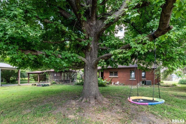 1205 Mayor Caliper Drive, Carterville, Illinois 62918, 3 Bedrooms Bedrooms, 0 ,2 BathroomsBathrooms,Residential,For Sale,Mayor Caliper,0,RMAQC4266291