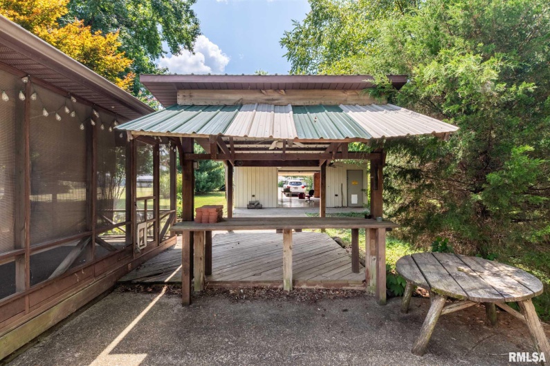 1205 Mayor Caliper Drive, Carterville, Illinois 62918, 3 Bedrooms Bedrooms, 0 ,2 BathroomsBathrooms,Residential,For Sale,Mayor Caliper,0,RMAQC4266291