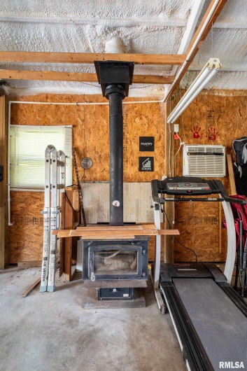 1205 Mayor Caliper Drive, Carterville, Illinois 62918, 3 Bedrooms Bedrooms, 0 ,2 BathroomsBathrooms,Residential,For Sale,Mayor Caliper,0,RMAQC4266291