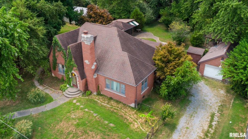 1205 Mayor Caliper Drive, Carterville, Illinois 62918, 3 Bedrooms Bedrooms, 0 ,2 BathroomsBathrooms,Residential,For Sale,Mayor Caliper,0,RMAQC4266291