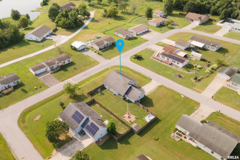 5627 RED FOX Drive, Carterville, Illinois 62918, 3 Bedrooms Bedrooms, 0 ,2 BathroomsBathrooms,Residential,For Sale,RED FOX,0,RMAEB459231