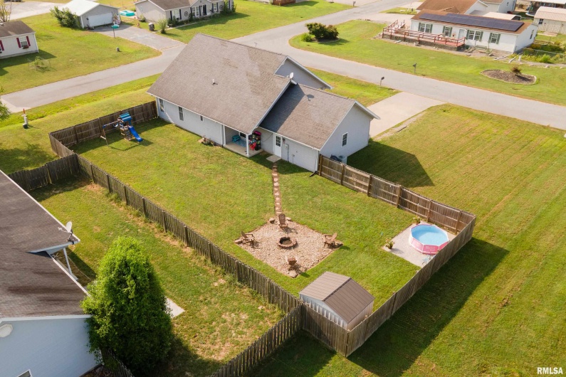 5627 RED FOX Drive, Carterville, Illinois 62918, 3 Bedrooms Bedrooms, 0 ,2 BathroomsBathrooms,Residential,For Sale,RED FOX,0,RMAEB459231