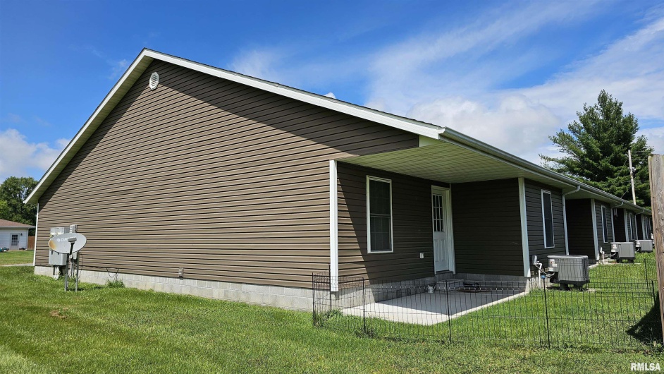 1302 FAIR Street, Marion, Illinois 62959, 0 , 0 ,0,Residential Income,For Sale,FAIR,0,RMAEB458748