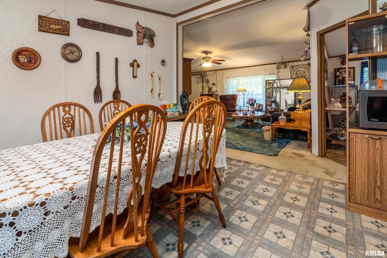 14809 Sulphur Springs Road, Creal Springs, Illinois 62922, 4 Bedrooms Bedrooms, 0 ,3 BathroomsBathrooms,Residential,For Sale,Sulphur Springs,0,RMAQC4266293