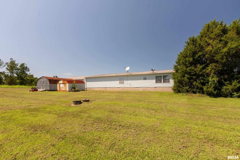 14809 Sulphur Springs Road, Creal Springs, Illinois 62922, 4 Bedrooms Bedrooms, 0 ,3 BathroomsBathrooms,Residential,For Sale,Sulphur Springs,0,RMAQC4266293