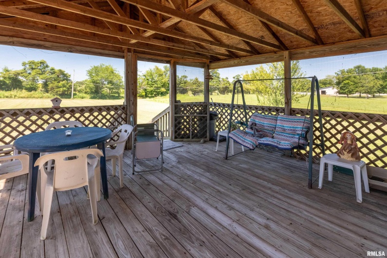 14809 Sulphur Springs Road, Creal Springs, Illinois 62922, 4 Bedrooms Bedrooms, 0 ,3 BathroomsBathrooms,Residential,For Sale,Sulphur Springs,0,RMAQC4266293