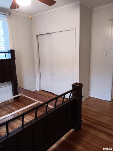 1935 ELM Street, Murphysboro, Illinois 62966, 3 Bedrooms Bedrooms, 0 ,1 BathroomBathrooms,Residential,For Sale,ELM,0,RMAEB459003