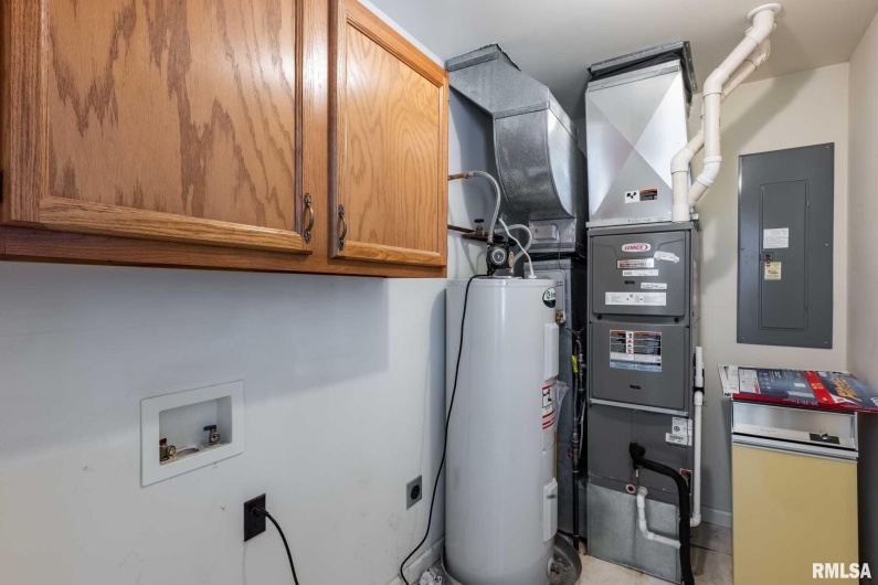 304 Bogie Drive, Herrin, Illinois 62948, 3 Bedrooms Bedrooms, 0 ,2 BathroomsBathrooms,Residential,For Sale,Bogie,0,RMAQC4266318