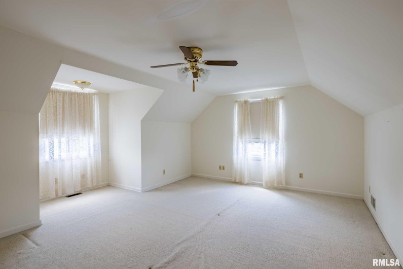 304 Bogie Drive, Herrin, Illinois 62948, 3 Bedrooms Bedrooms, 0 ,2 BathroomsBathrooms,Residential,For Sale,Bogie,0,RMAQC4266318