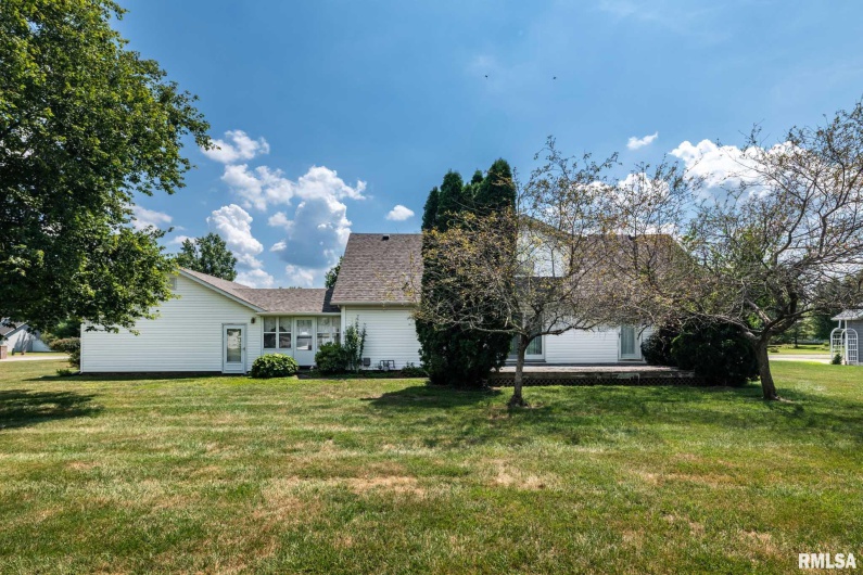 304 Bogie Drive, Herrin, Illinois 62948, 3 Bedrooms Bedrooms, 0 ,2 BathroomsBathrooms,Residential,For Sale,Bogie,0,RMAQC4266318