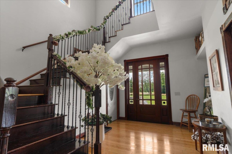 6156 Chautauqua Road, Murphysboro, Illinois 62966, 7 Bedrooms Bedrooms, 0 ,6 BathroomsBathrooms,Residential,For Sale,Chautauqua,0,RMAEB459244