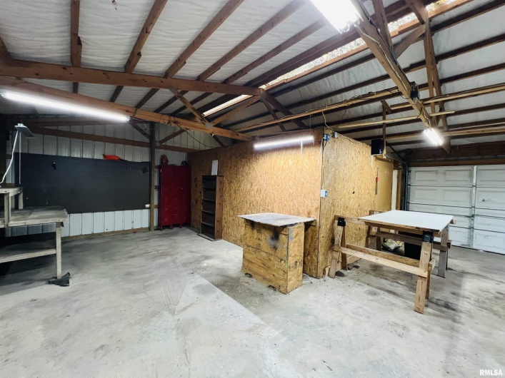 2507 LOCUST Street, Eldorado, Illinois 62930, 3 Bedrooms Bedrooms, 0 ,2 BathroomsBathrooms,Residential,For Sale,LOCUST,0,RMAEB459256