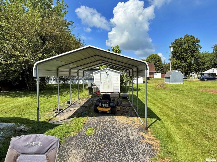 1603 FERRY Street, Metropolis, Illinois 62960, 3 Bedrooms Bedrooms, 0 ,1 BathroomBathrooms,Residential,For Sale,FERRY,0,RMAEB459250