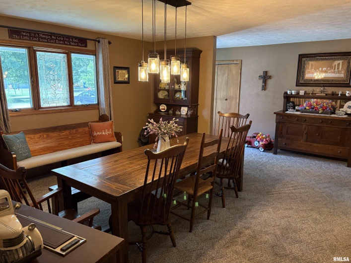 605 GEORGE Street, Ava, Illinois 62907, 4 Bedrooms Bedrooms, 0 ,3 BathroomsBathrooms,Residential,For Sale,GEORGE,0,RMAEB459261