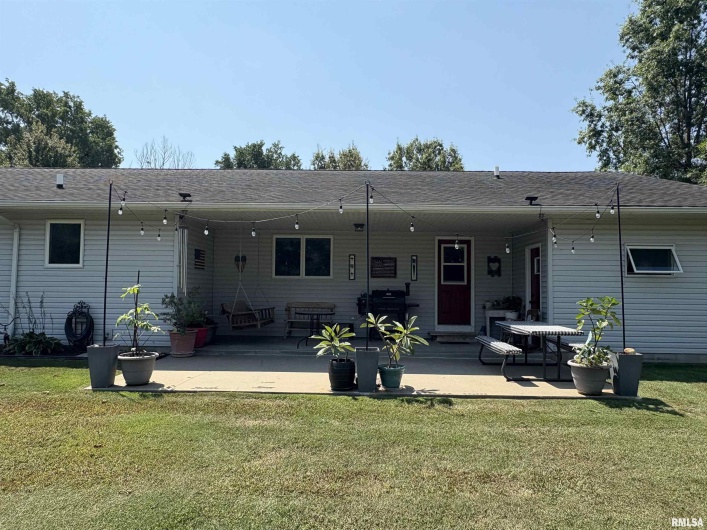 605 GEORGE Street, Ava, Illinois 62907, 4 Bedrooms Bedrooms, 0 ,3 BathroomsBathrooms,Residential,For Sale,GEORGE,0,RMAEB459261
