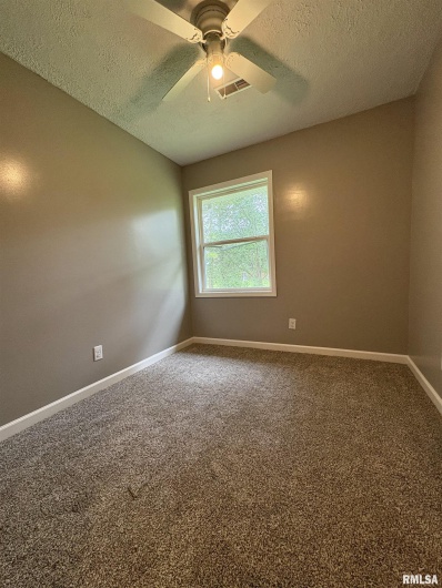 910 FAIRLANE Drive, Marion, Illinois 62959, 6 Bedrooms Bedrooms, 0 ,3 BathroomsBathrooms,Residential,For Sale,FAIRLANE,0,RMAEB458108